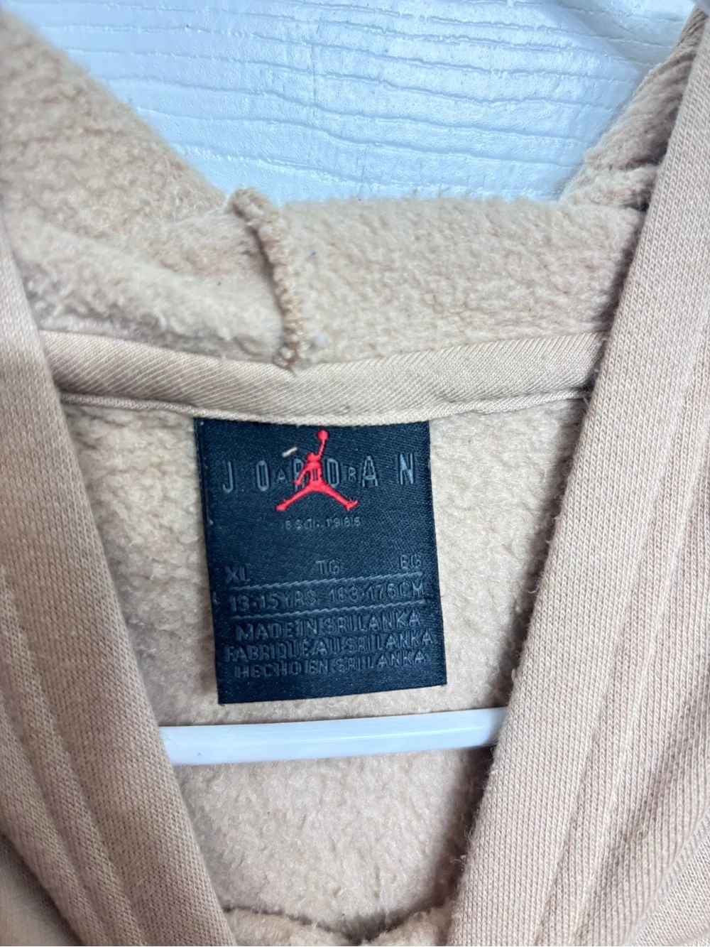 Men’s XL jordan hoodie tan